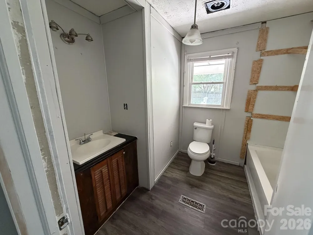 183 Pebble Drive Mooresboro, NC 28114
