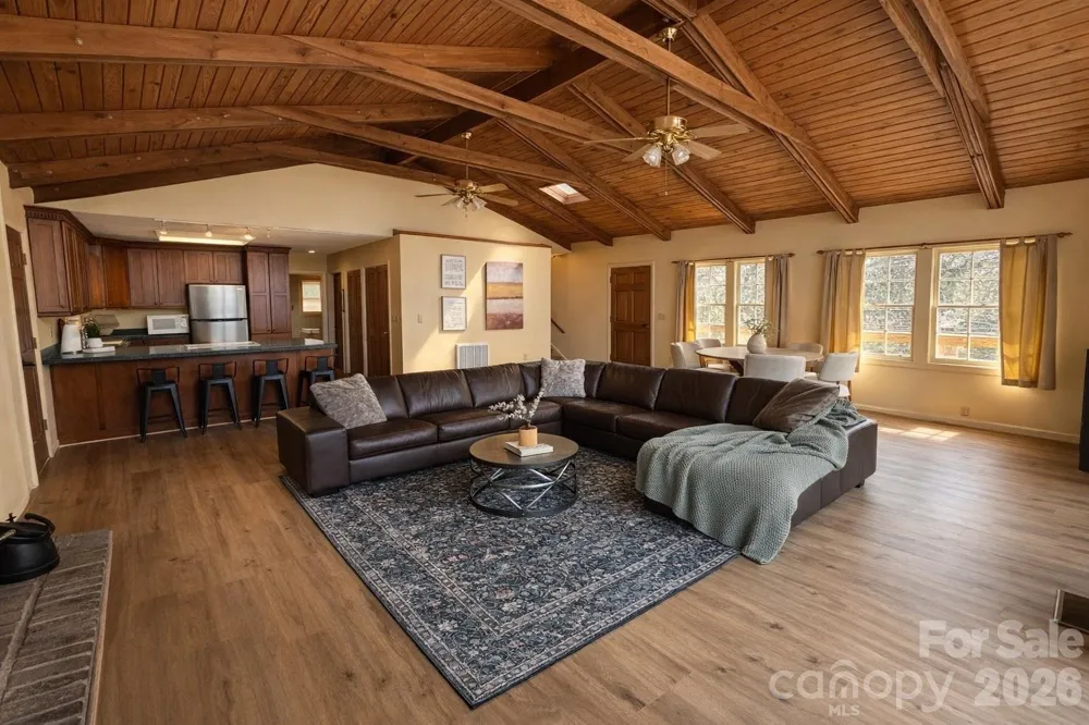 1511 Water Wheel Cove Clyde, NC 28721