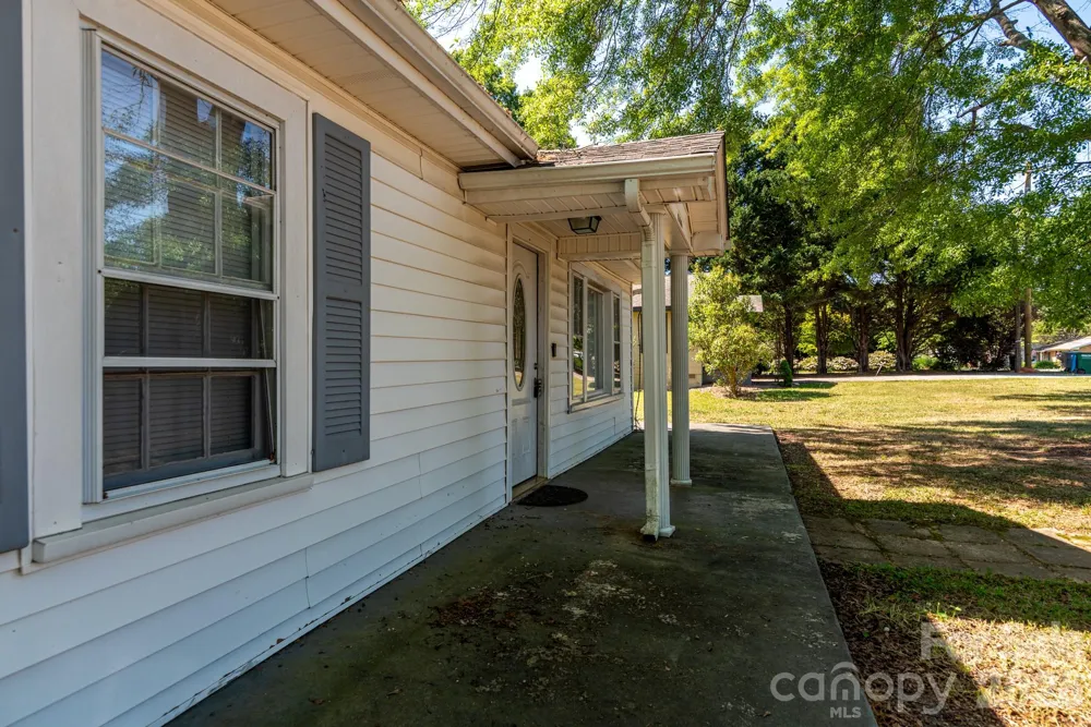 109 Hillcrest Drive Bessemer City, NC 28016