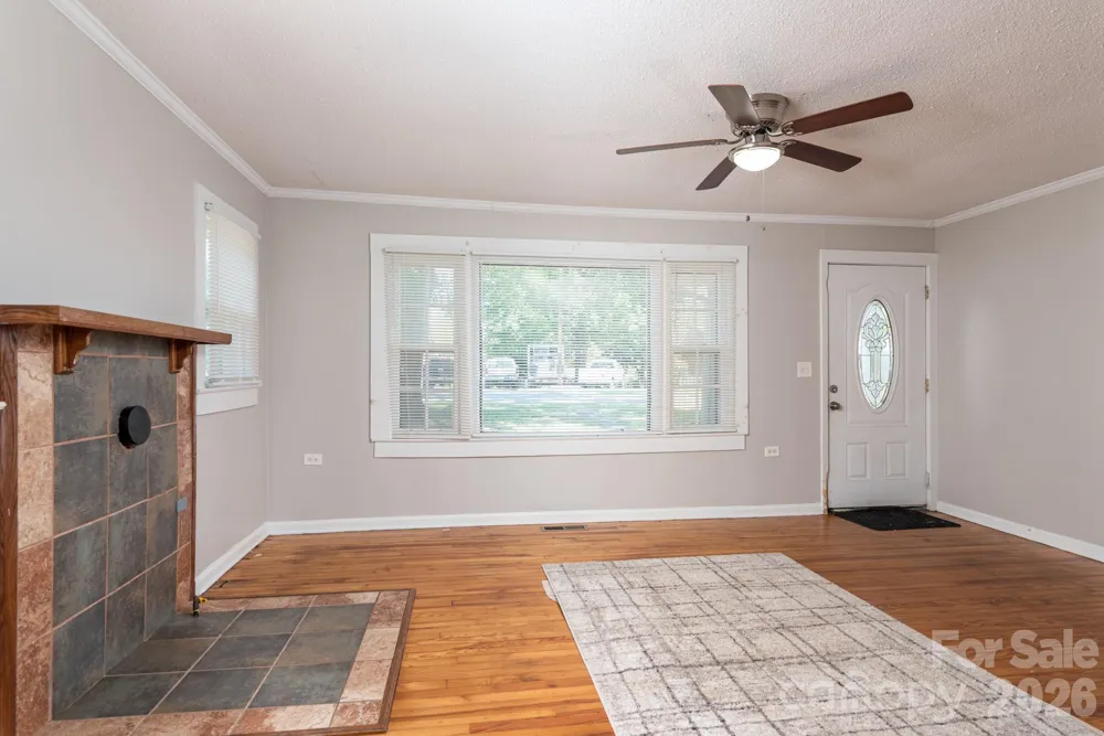 109 Hillcrest Drive Bessemer City, NC 28016