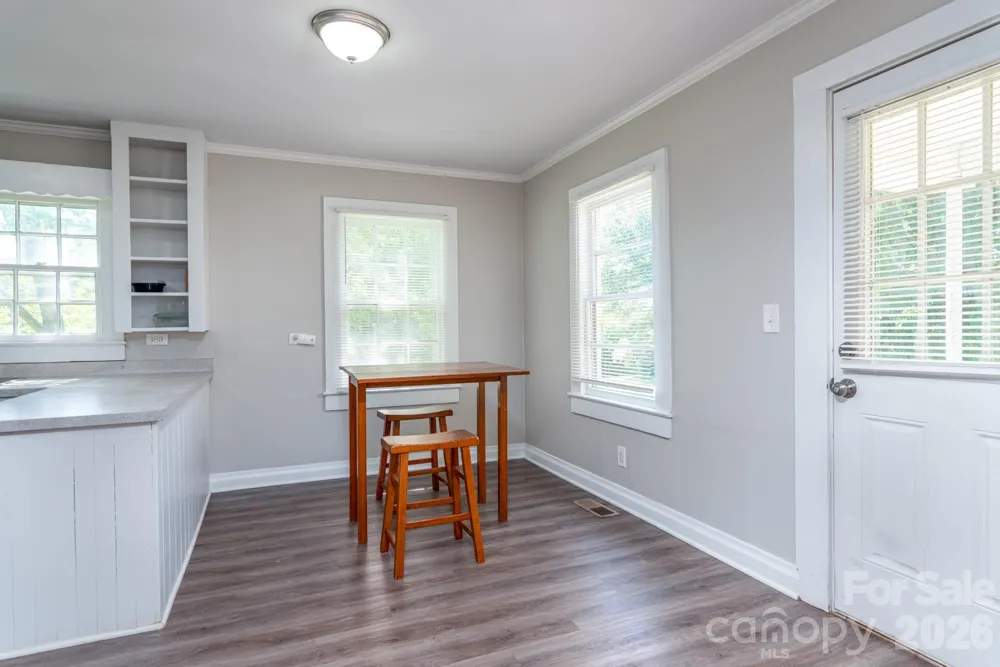 109 Hillcrest Drive Bessemer City, NC 28016