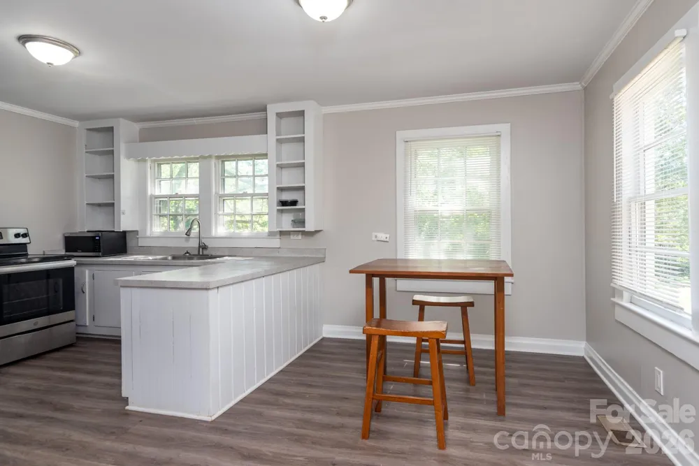 109 Hillcrest Drive Bessemer City, NC 28016