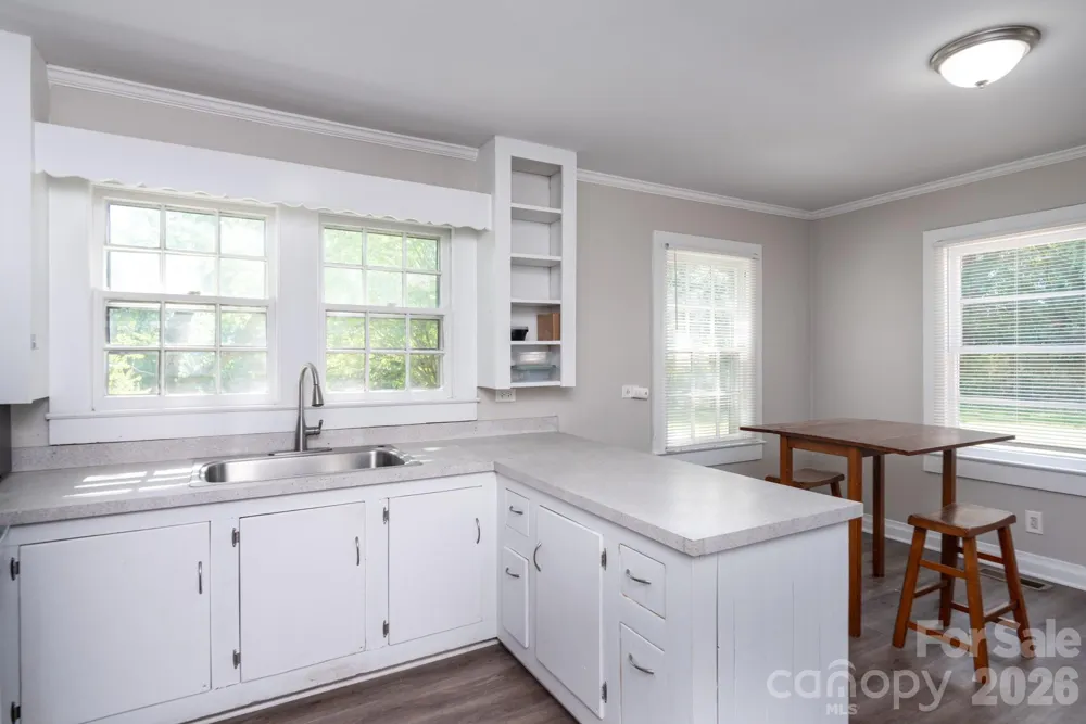 109 Hillcrest Drive Bessemer City, NC 28016