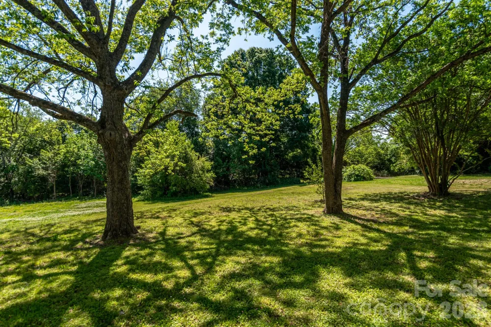 109 Hillcrest Drive Bessemer City, NC 28016