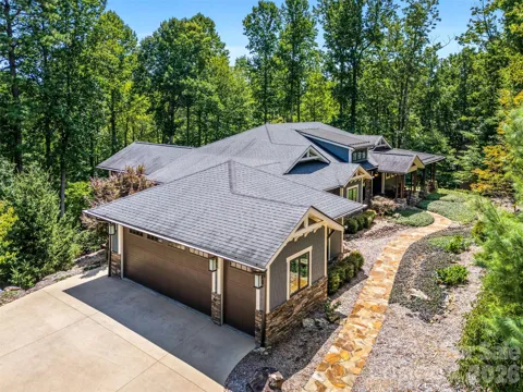 72 Dusky Court