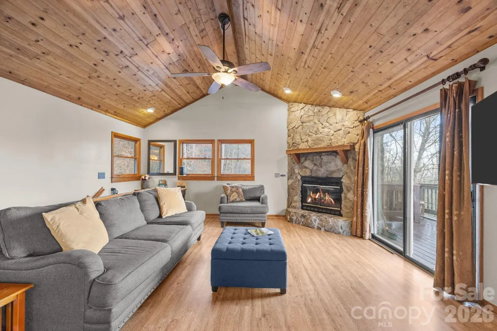 959 Plott Balsam Road Maggie Valley, NC 28751