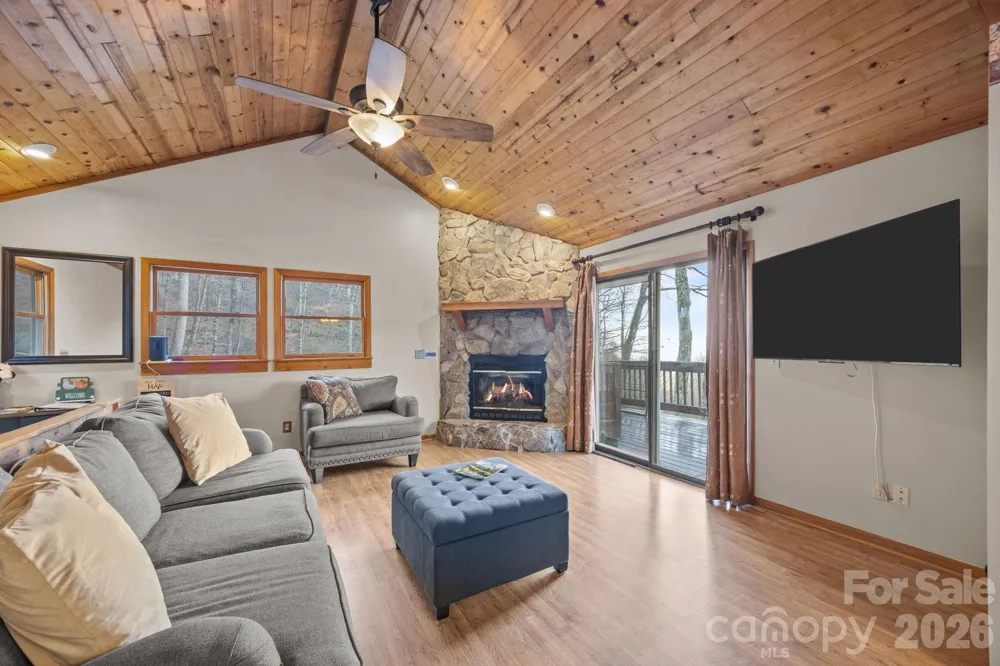 959 Plott Balsam Road Maggie Valley, NC 28751