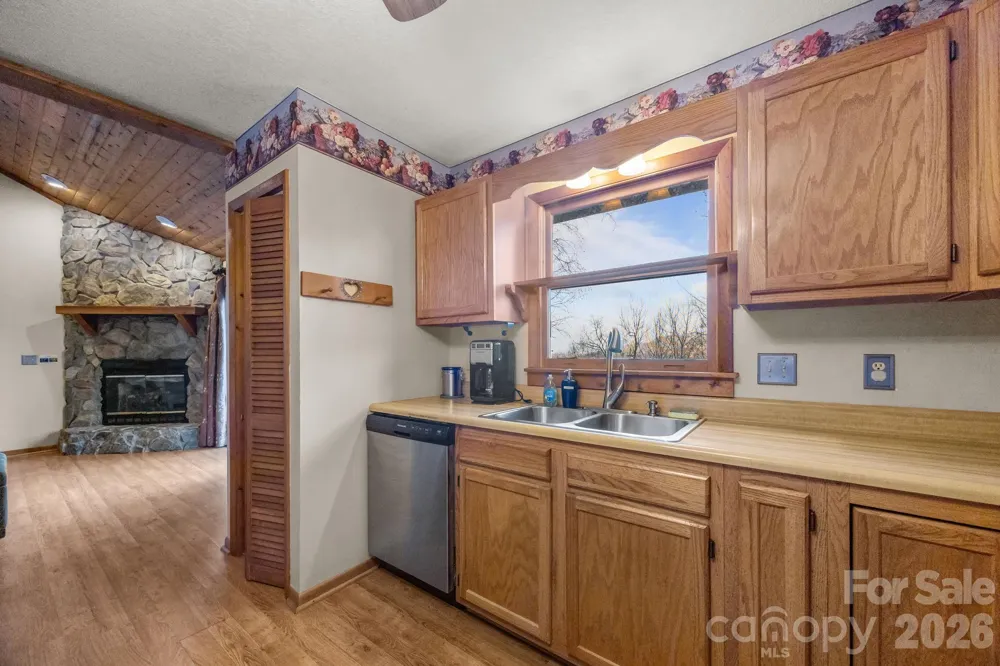 959 Plott Balsam Road Maggie Valley, NC 28751