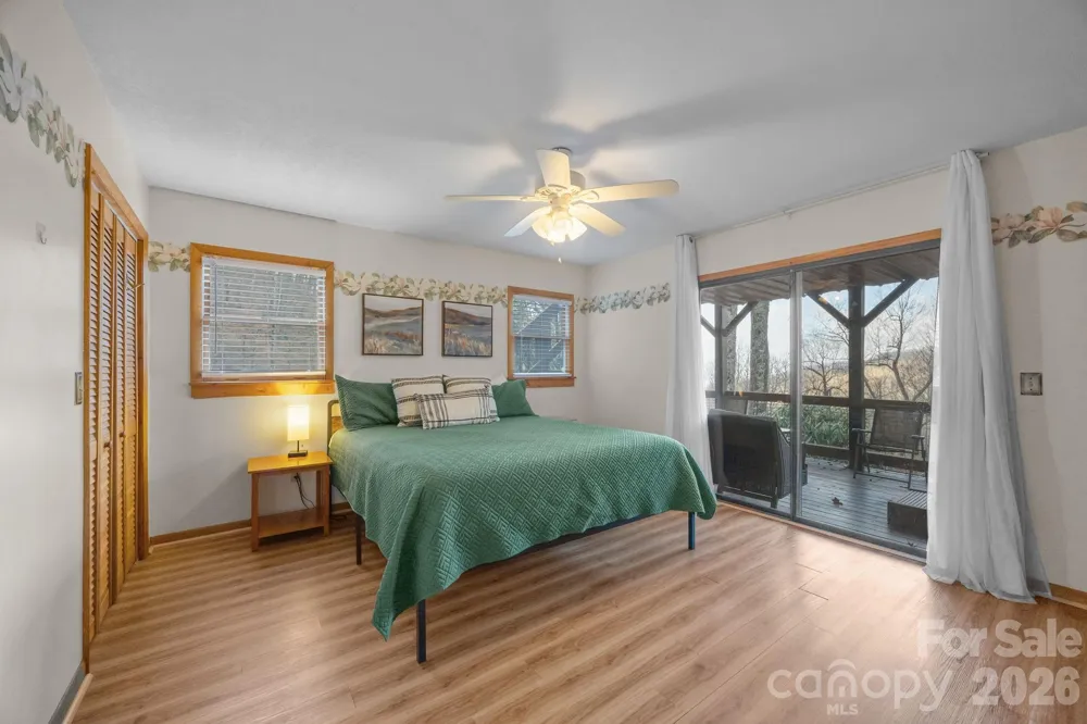 959 Plott Balsam Road Maggie Valley, NC 28751