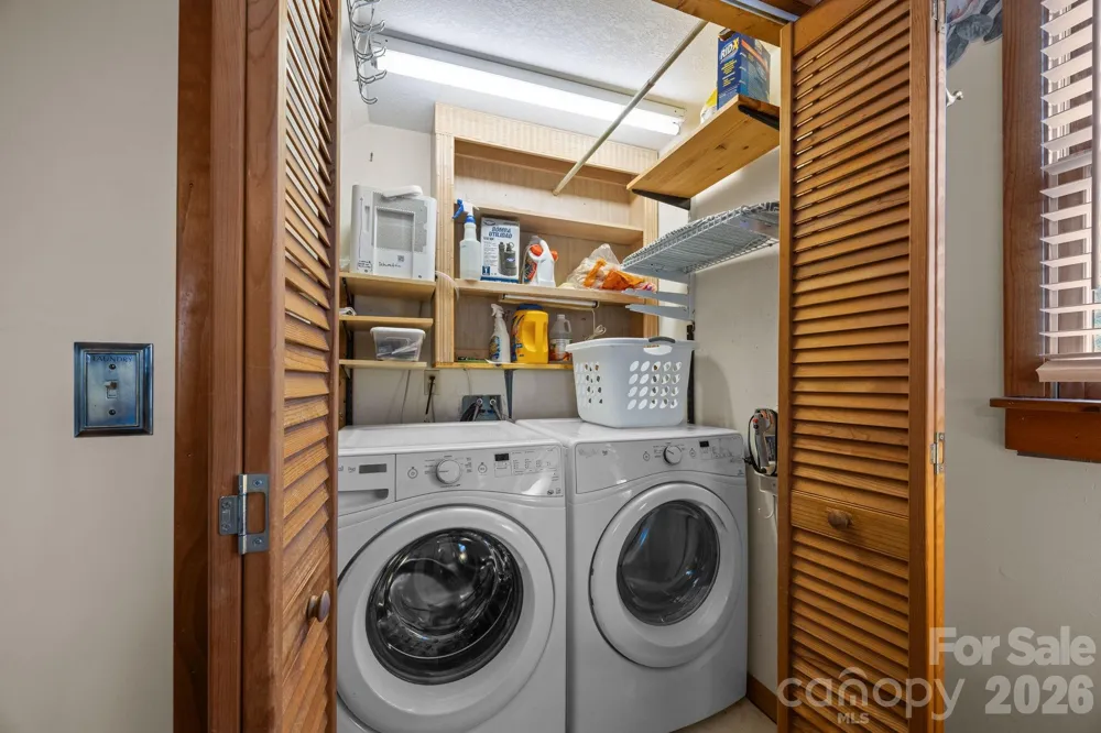 959 Plott Balsam Road Maggie Valley, NC 28751