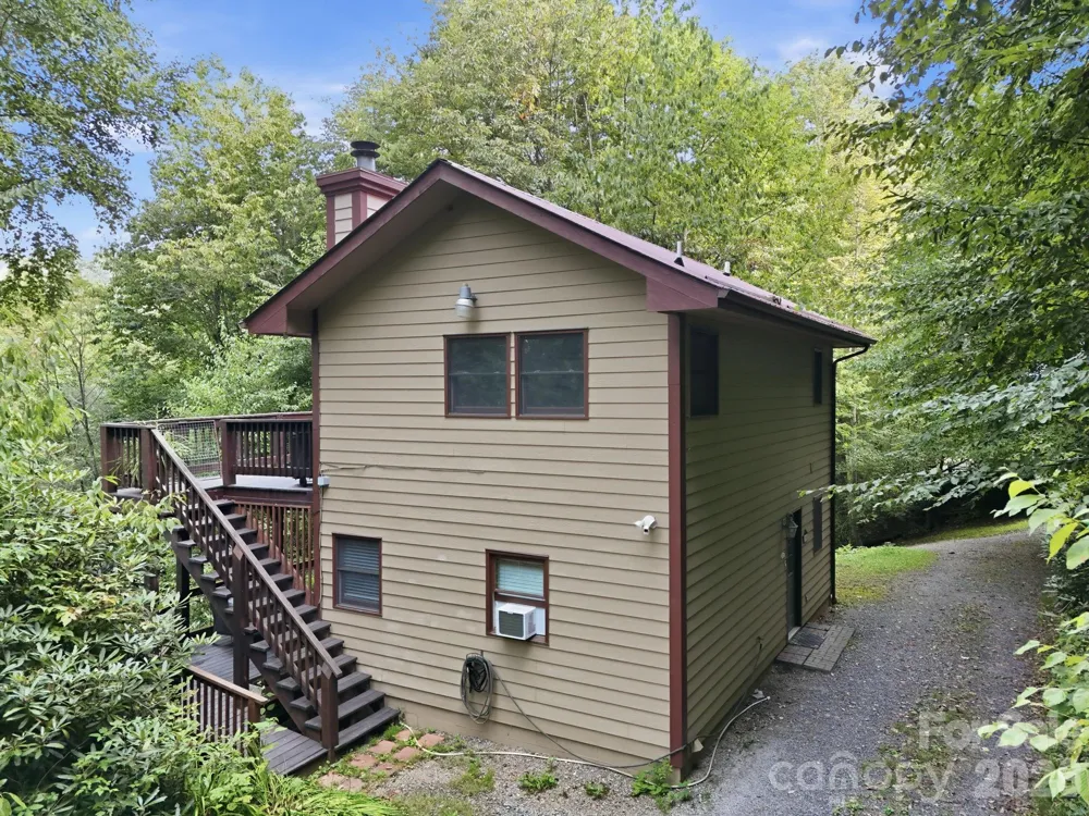959 Plott Balsam Road Maggie Valley, NC 28751