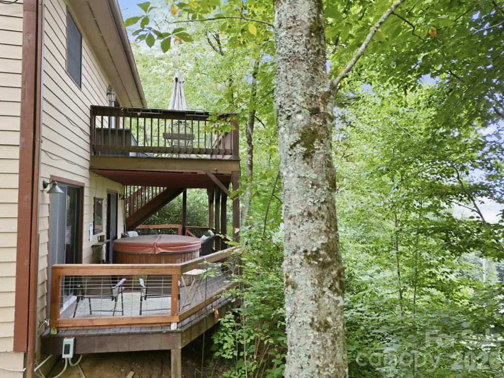 959 Plott Balsam Road Maggie Valley, NC 28751