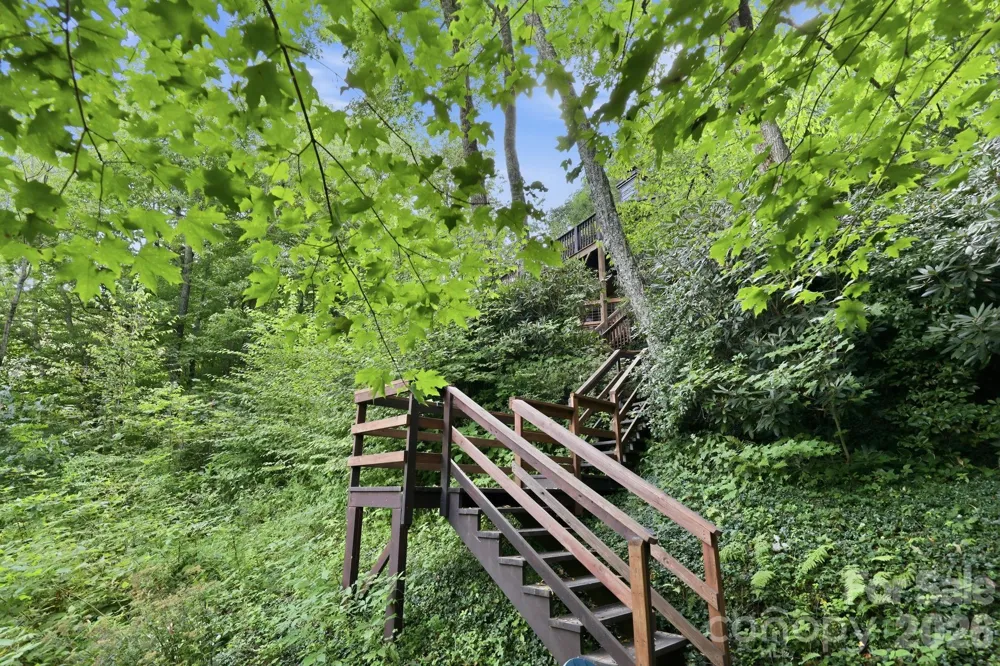 959 Plott Balsam Road Maggie Valley, NC 28751