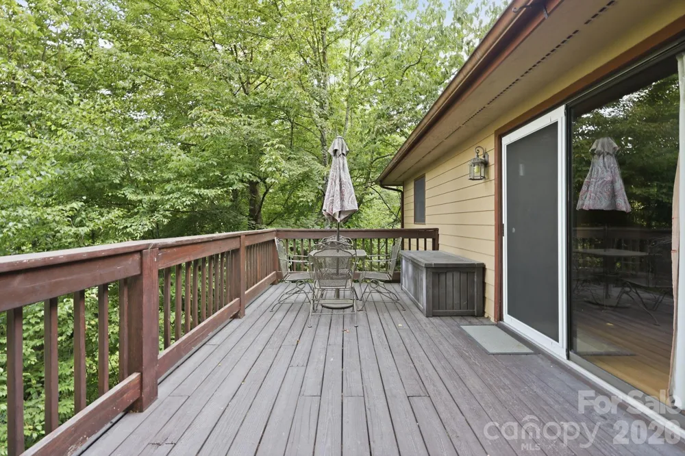 959 Plott Balsam Road Maggie Valley, NC 28751