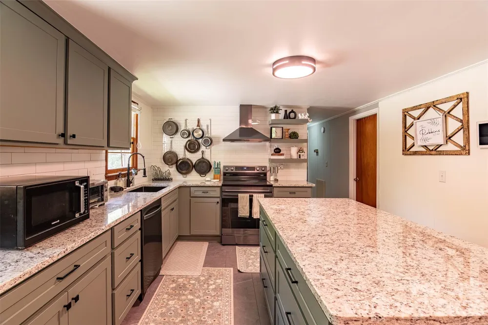 445 Old Caroleen Road Forest City, NC 28043