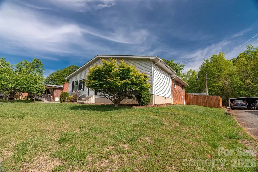 445 Old Caroleen Road Forest City, NC 28043