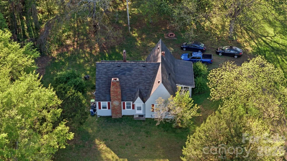 1862 Salem Church Road Lincolnton, NC 28092