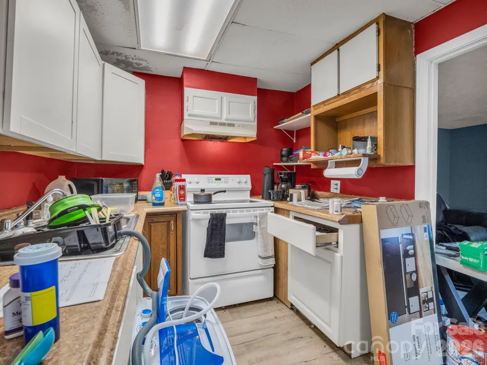 76 Adeles Way Hendersonville, NC 28792