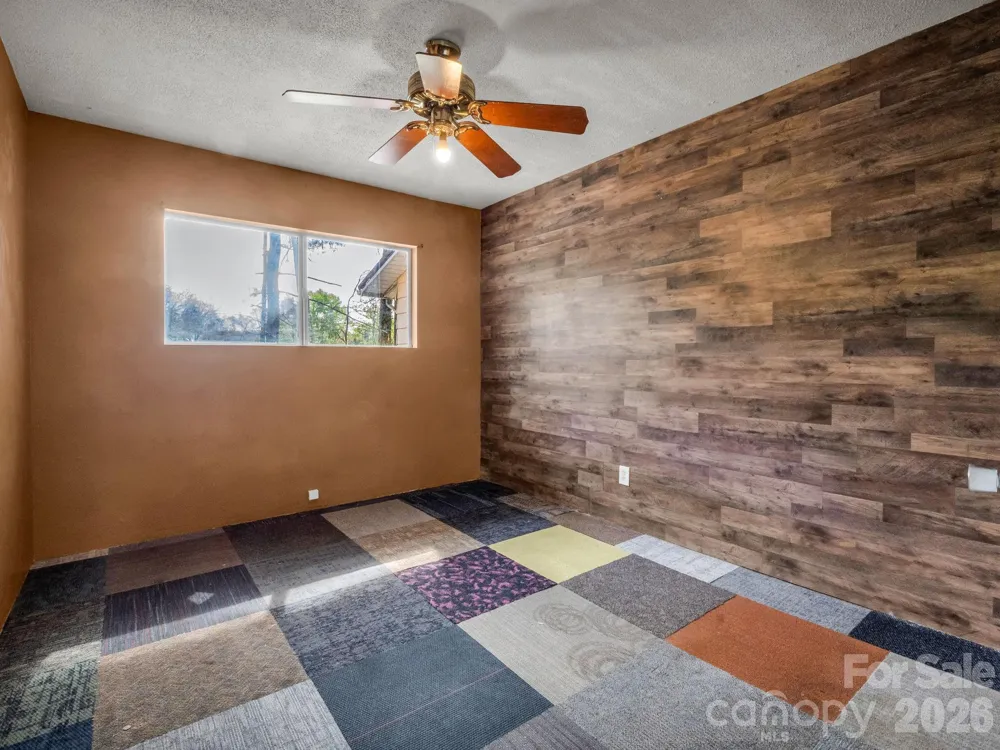76 Adeles Way Hendersonville, NC 28792