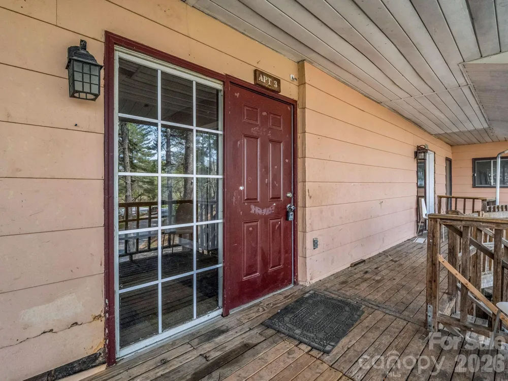76 Adeles Way Hendersonville, NC 28792