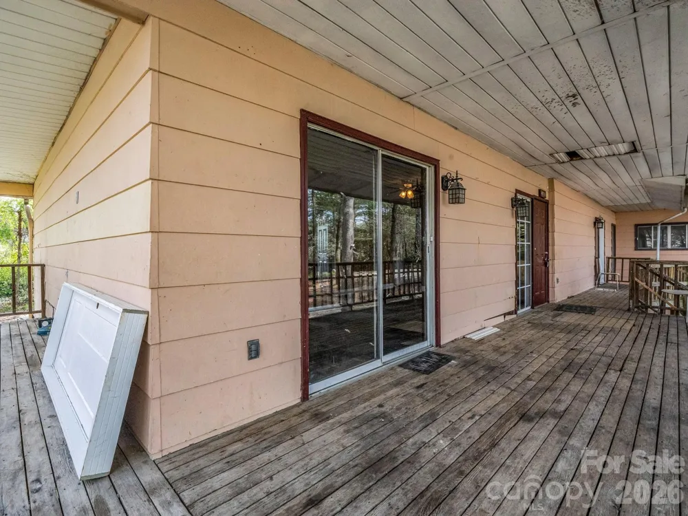 76 Adeles Way Hendersonville, NC 28792