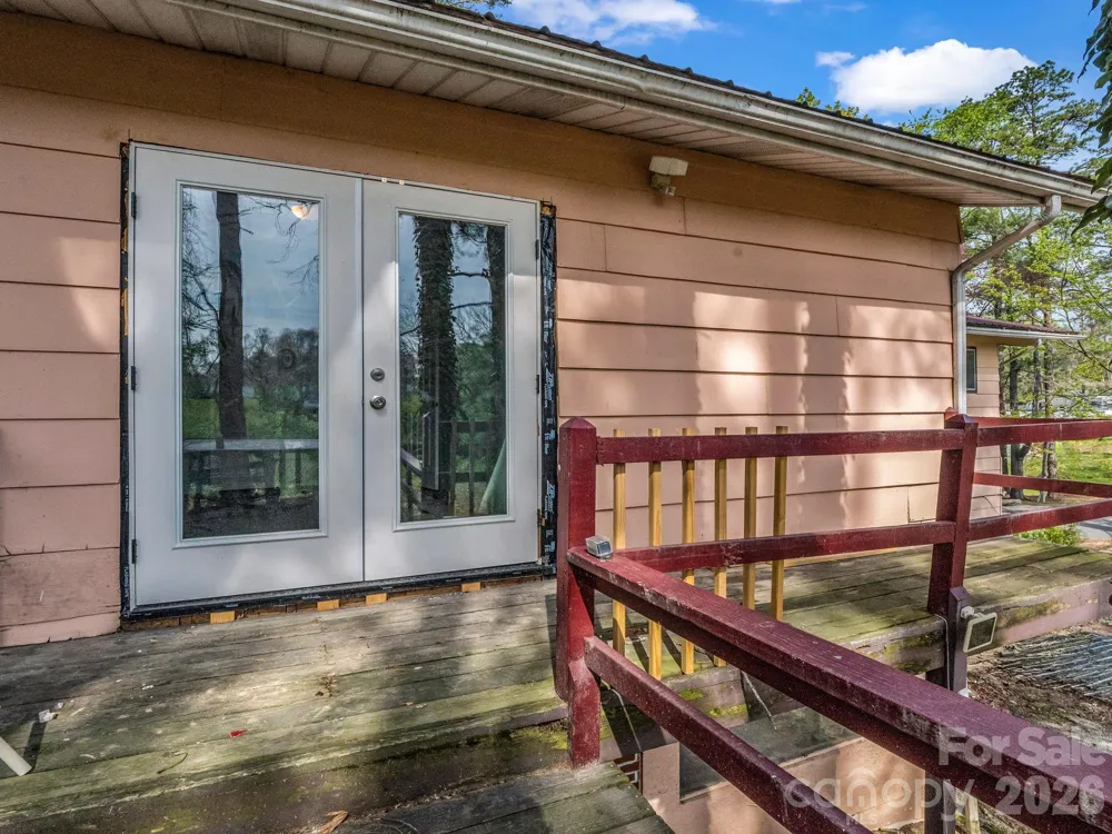 76 Adeles Way Hendersonville, NC 28792