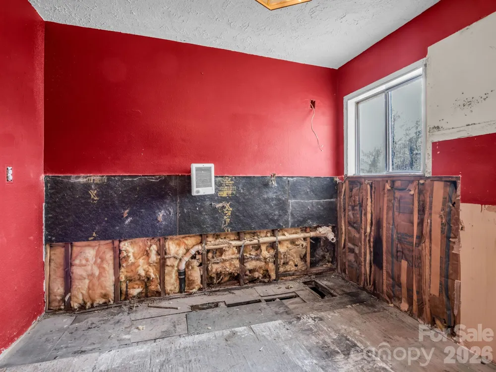 76 Adeles Way Hendersonville, NC 28792