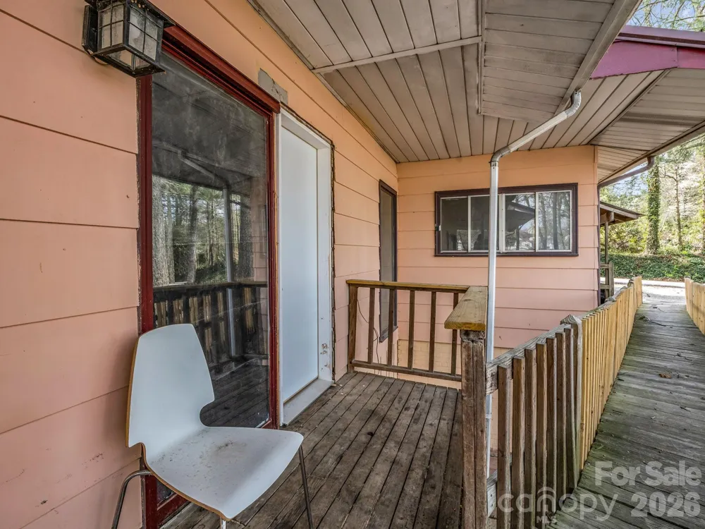 76 Adeles Way Hendersonville, NC 28792