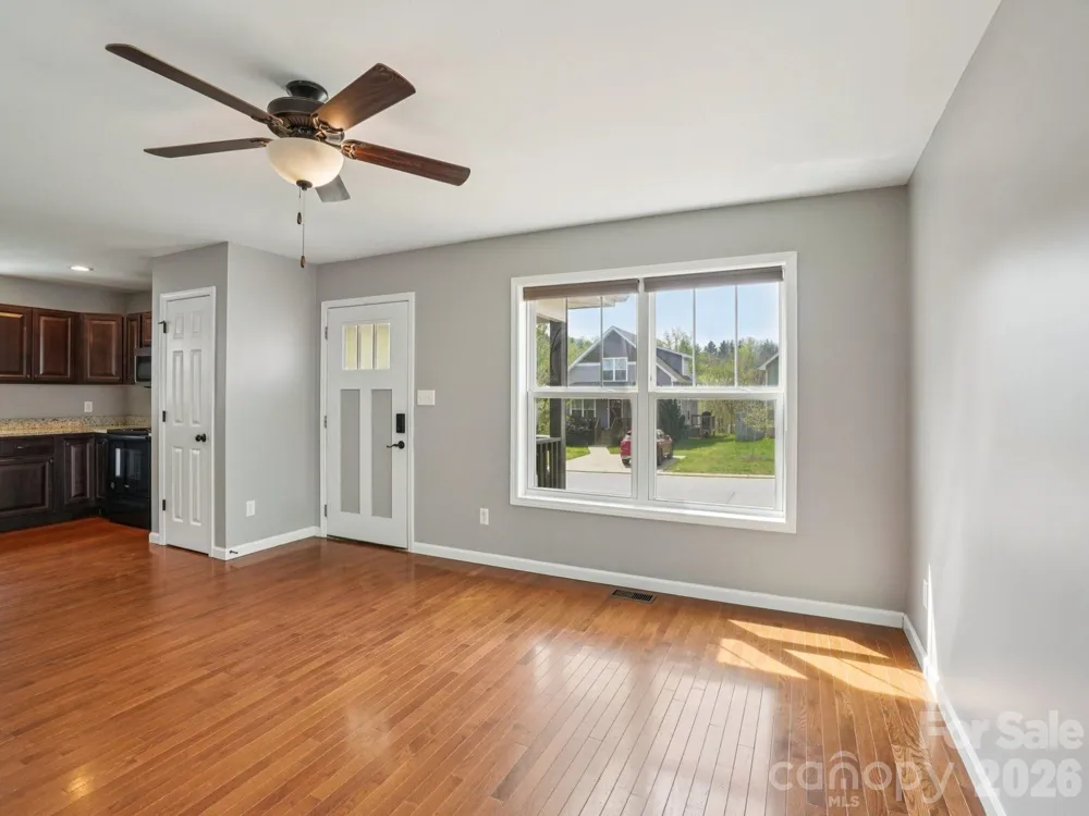 17 Yarrow Meadow Road Weaverville, NC 28787