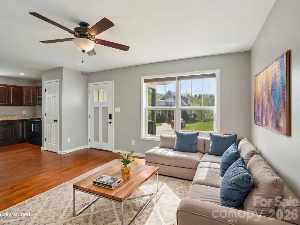 17 Yarrow Meadow Road Weaverville, NC 28787