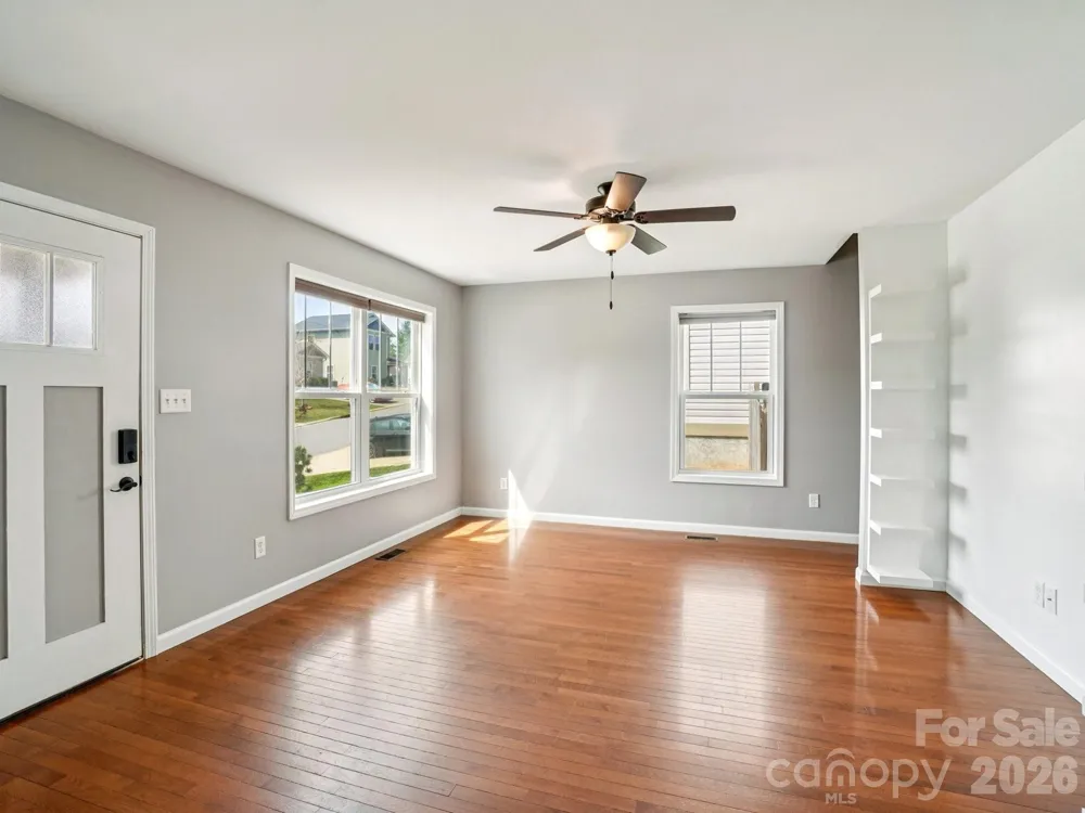 17 Yarrow Meadow Road Weaverville, NC 28787