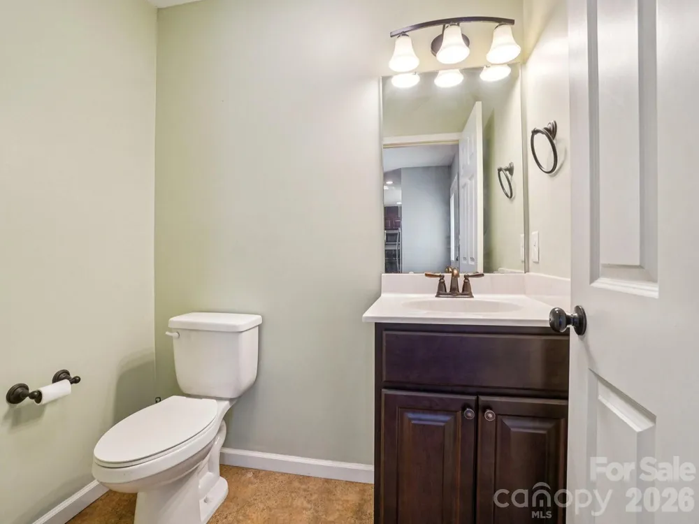 17 Yarrow Meadow Road Weaverville, NC 28787