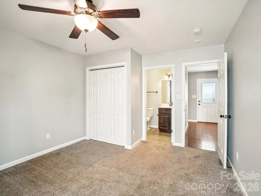 17 Yarrow Meadow Road Weaverville, NC 28787