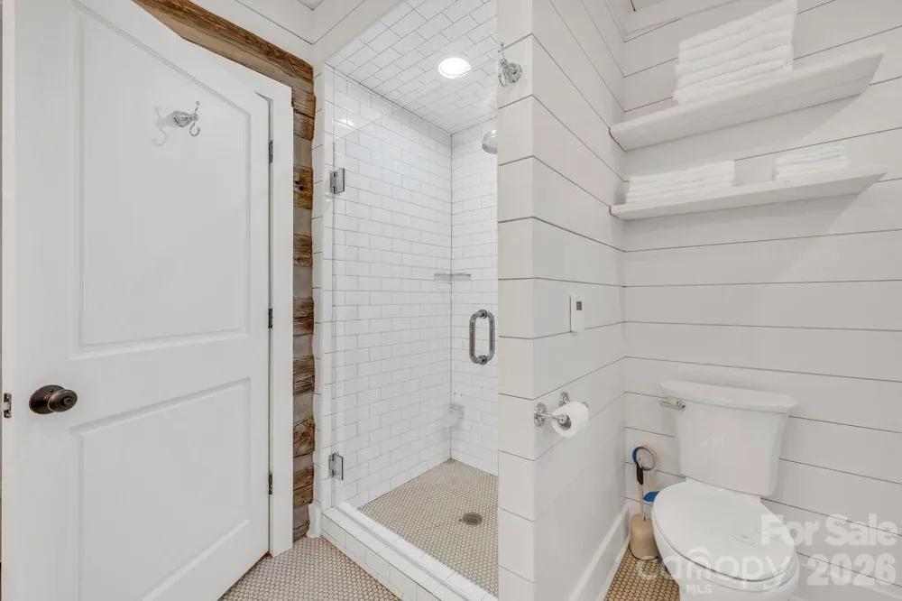 572 Skyland View Drive Blowing Rock, NC 28605
