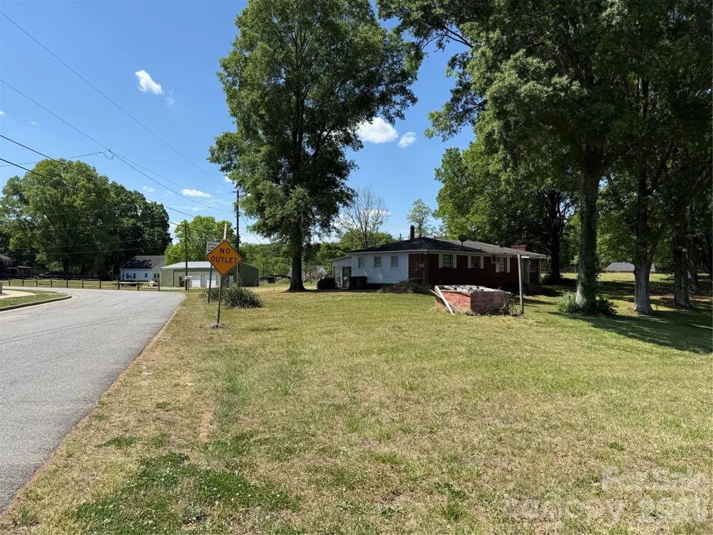 4221 Davidson Highway Concord, NC 28027