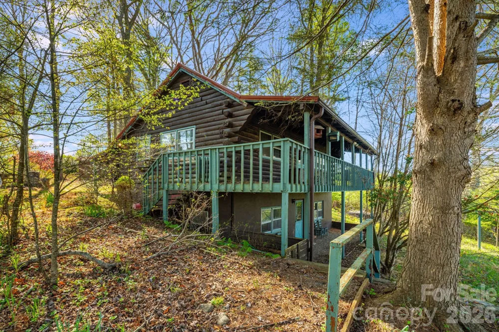 770 Echo Hill Drive Green Mountain, NC 28740