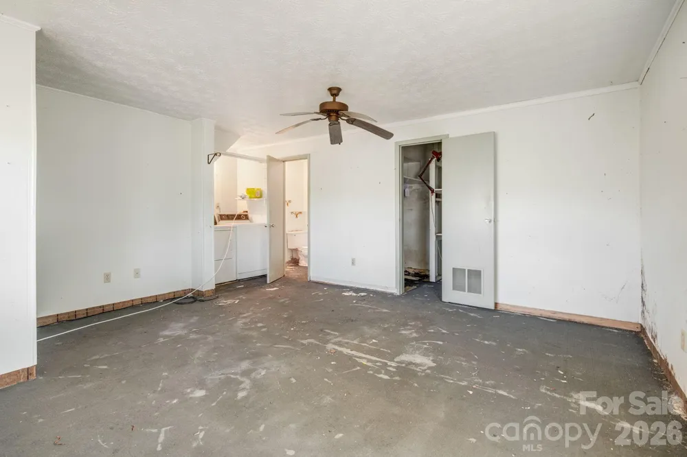 770 Echo Hill Drive Green Mountain, NC 28740