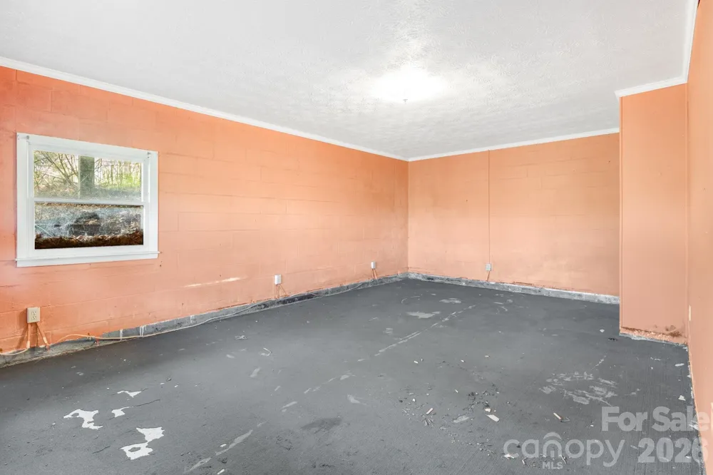 770 Echo Hill Drive Green Mountain, NC 28740