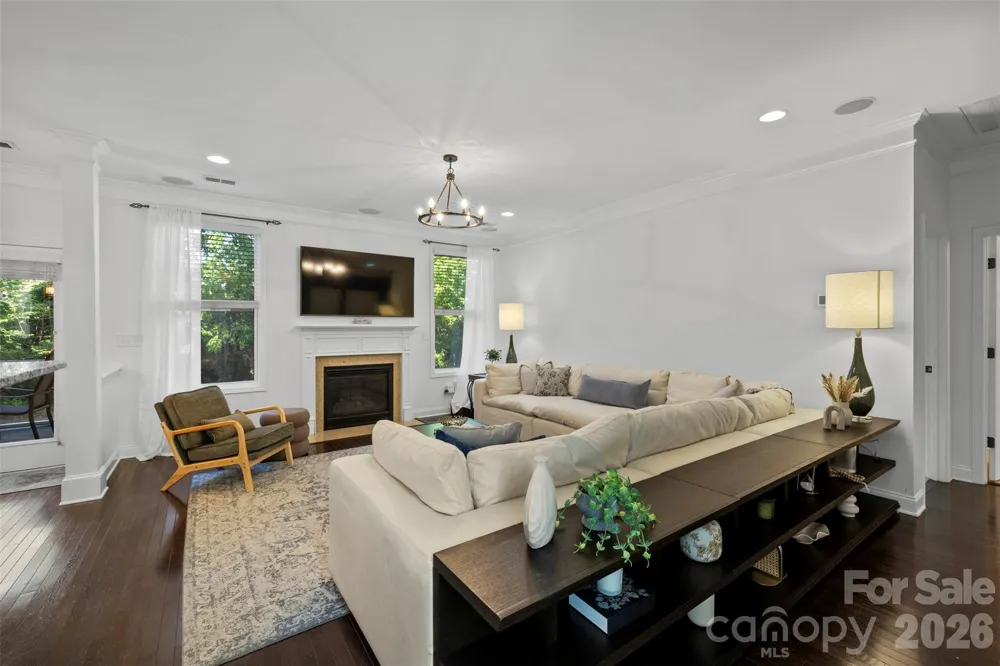 949 Autumn Glen Court Lake Wylie, SC 29710