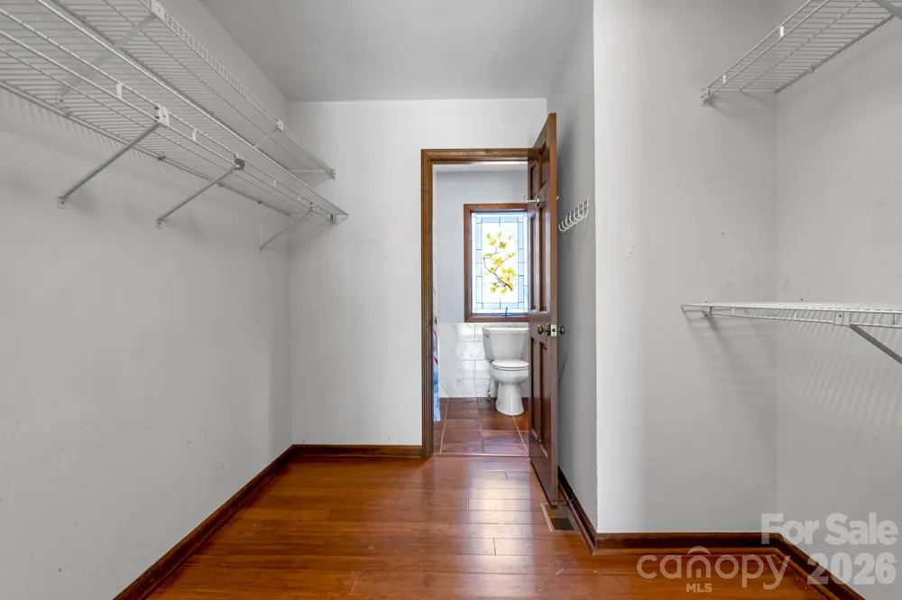 3104 Cove Loop Road Hendersonville, NC 28739