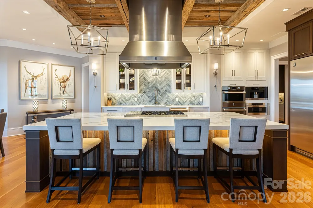 154 Bear View Road Weaverville, NC 28787