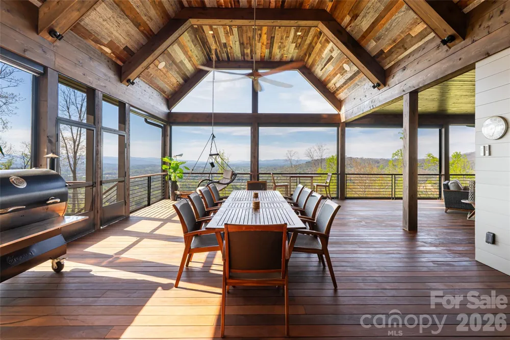 154 Bear View Road Weaverville, NC 28787