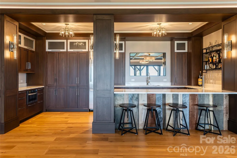 154 Bear View Road Weaverville, NC 28787