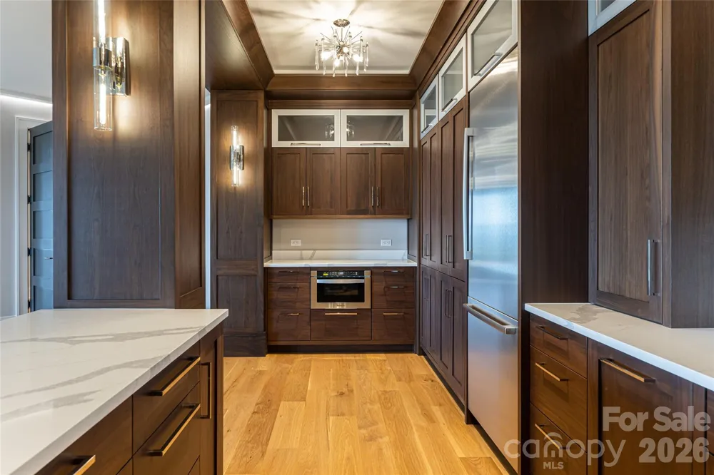 154 Bear View Road Weaverville, NC 28787