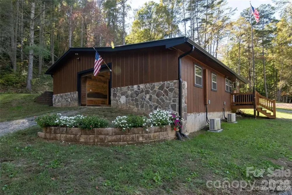 2108 River Hill Road Murphy, NC 28906