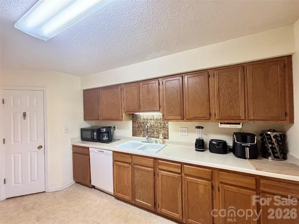 3 Wintry Drive Hendersonville, NC 28792