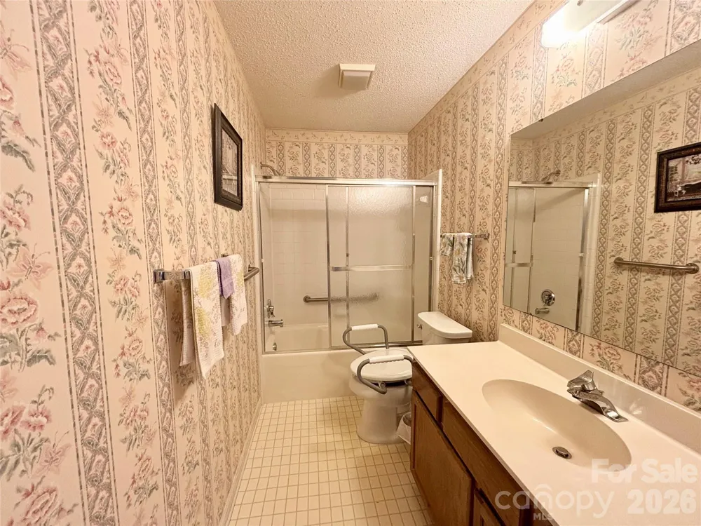 3 Wintry Drive Hendersonville, NC 28792