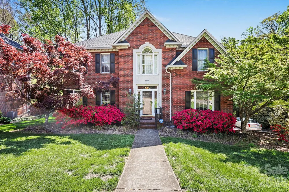 5005 Mayberry Lane Winston Salem, NC 27106