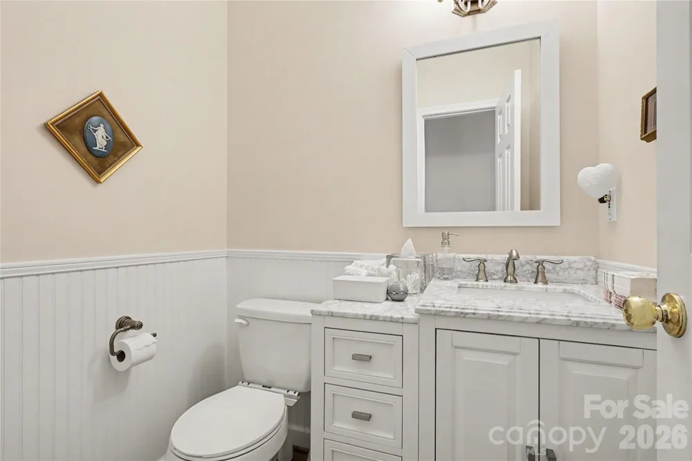5005 Mayberry Lane Winston Salem, NC 27106