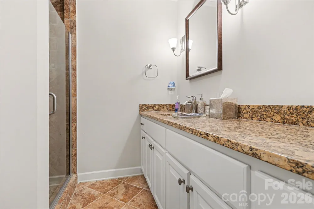 5005 Mayberry Lane Winston Salem, NC 27106